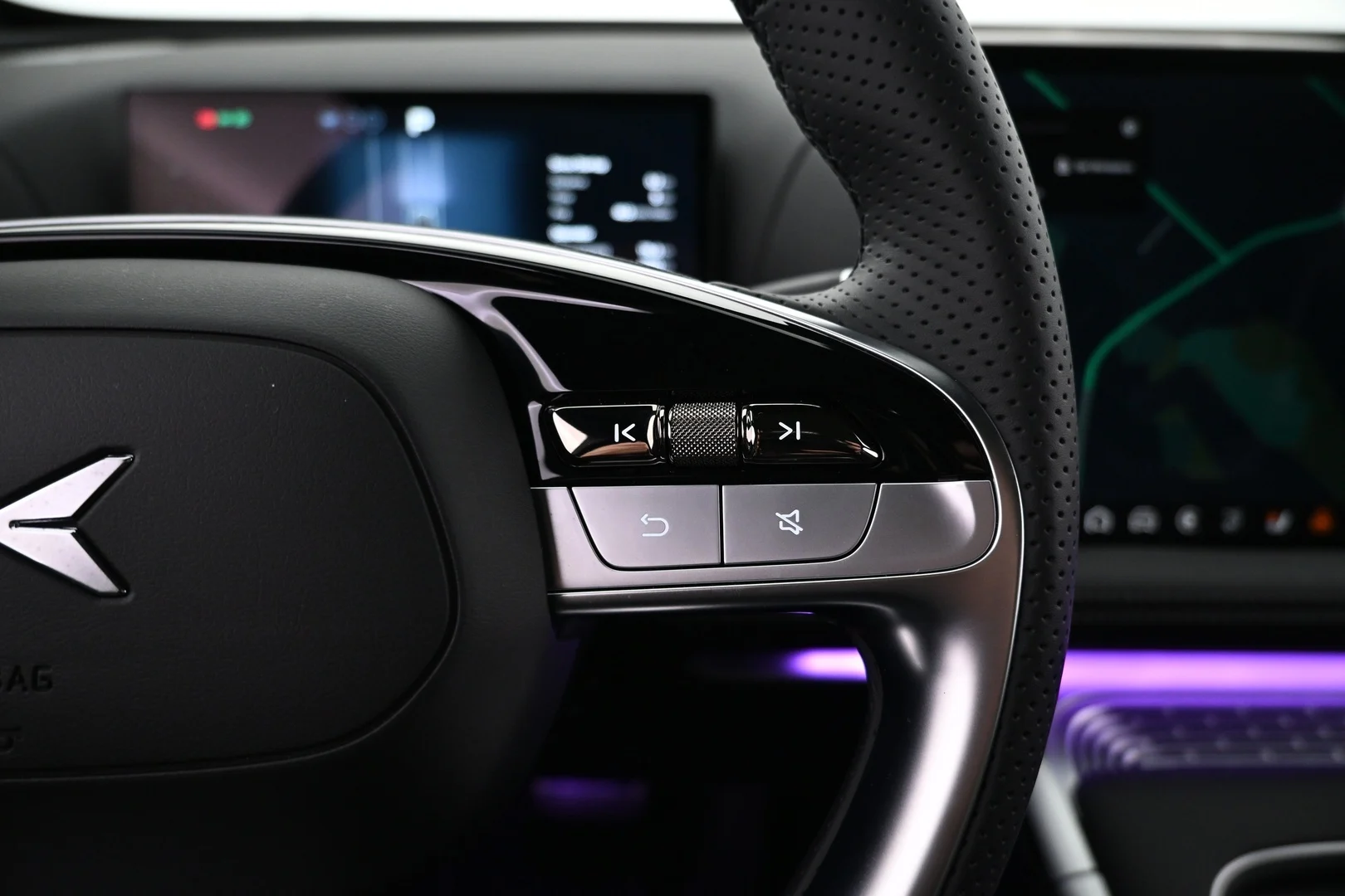 Car Image - 6xpjG8yXeC5GYS7xNFRoRz