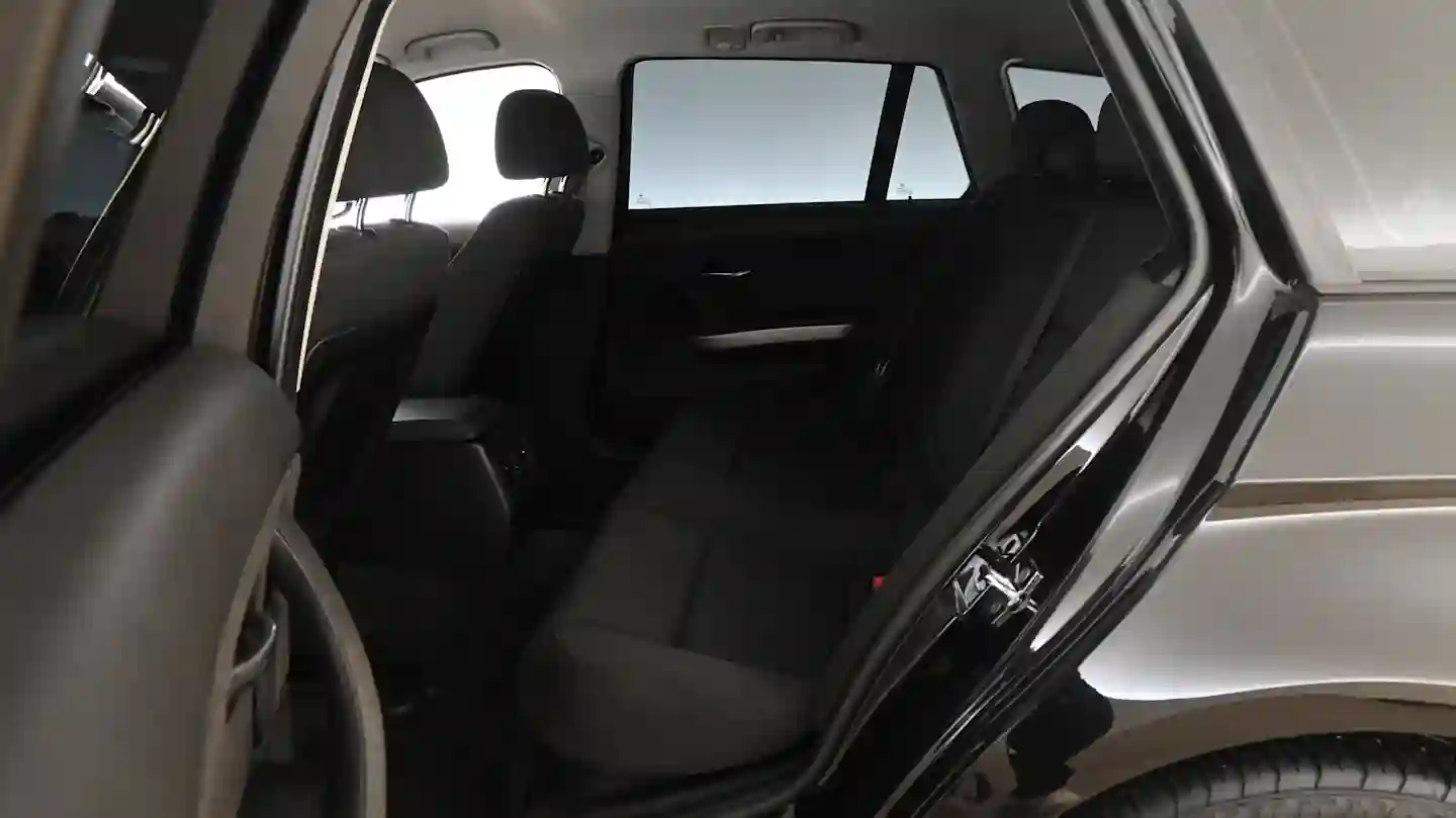 Car Image - 3PxLrYTDVwrmKaGubjnF9d