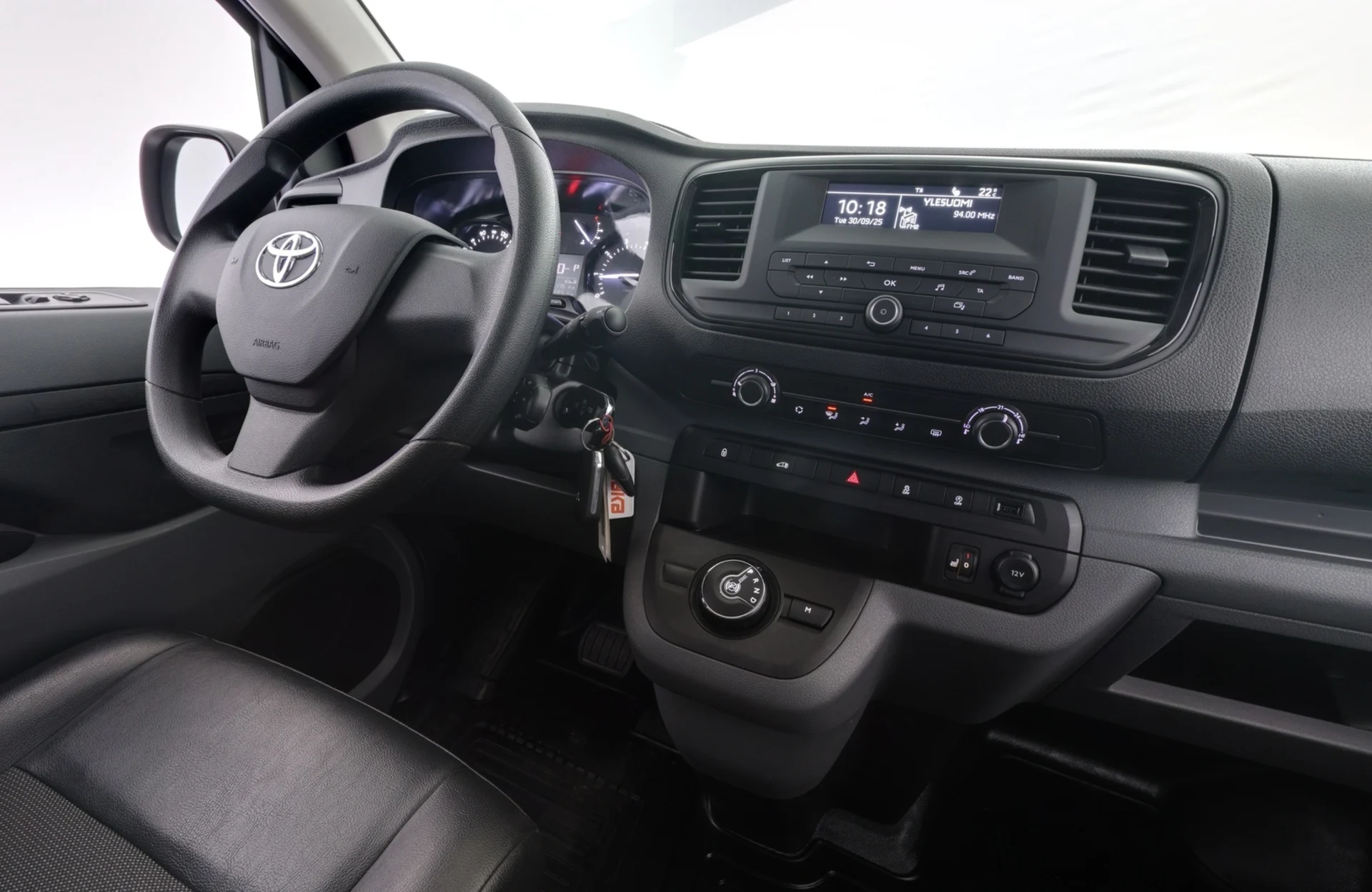 Car Image - 4ypYDqXEJR1HDFZ4JX2Ms5