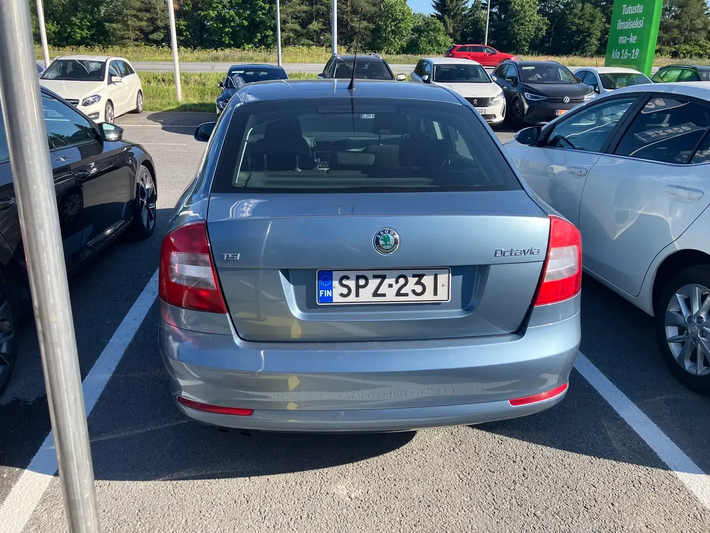 Car Image - 2gqT7fm8OwnyYJFgkdJIH2
