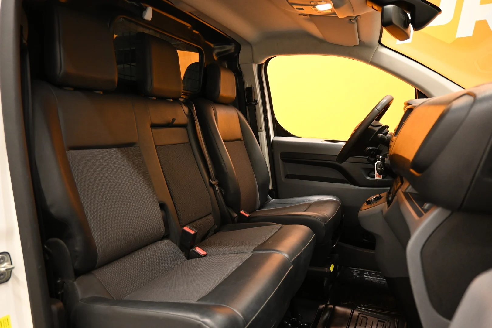 Car Image - qg51ITe4K3OwF1YDJaY4u