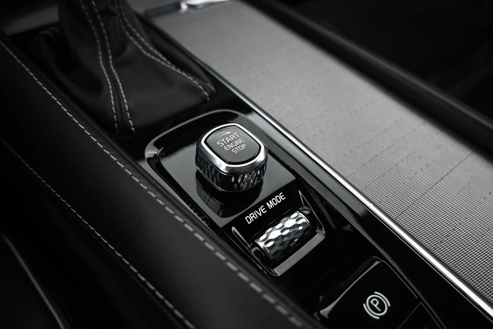 Car Image - 2f3fQ4gvhUomZyByH227tA