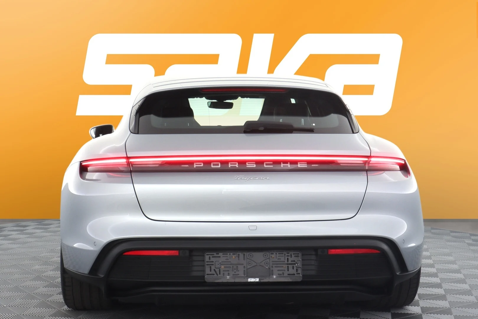 Car Image - 7gqVIbpeOpAEBxIp3pHFzU