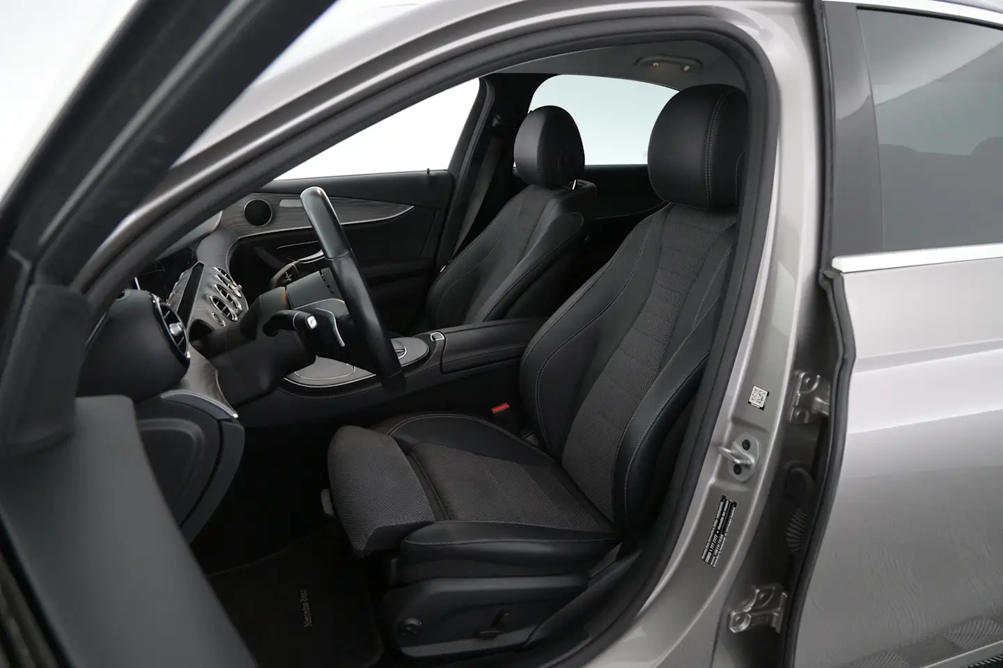 Car Image - 37Aj3VYshQSYGeFjnoV06K