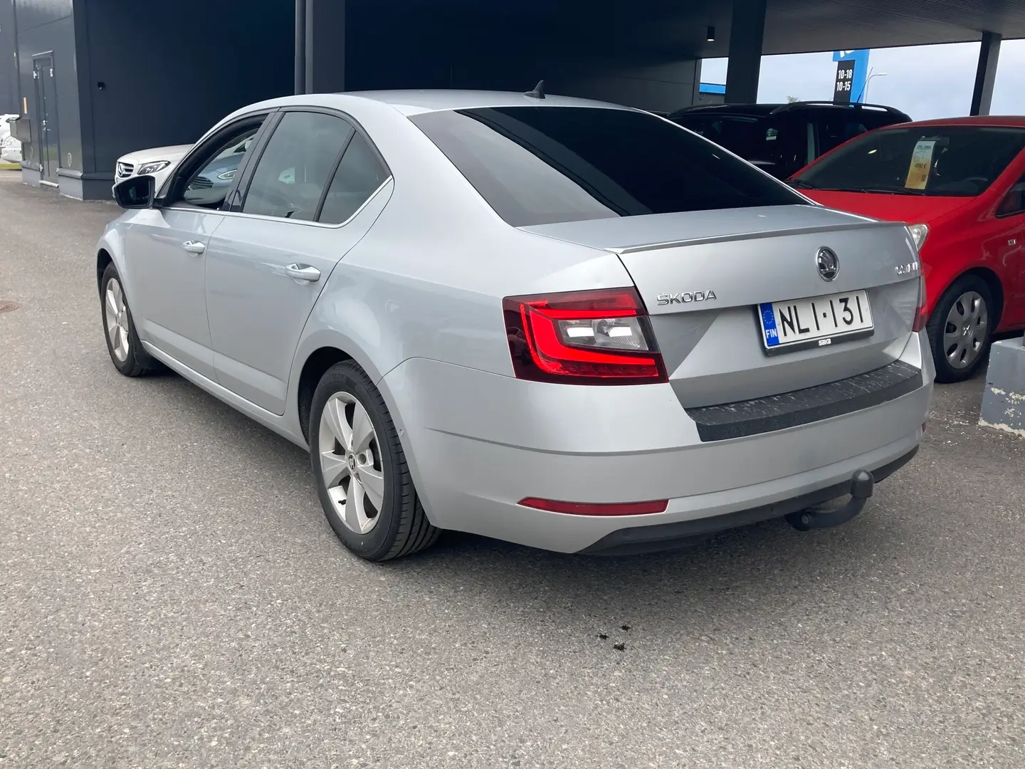 Car Image - 276Euk0rhV7TMUJVxKuq6x