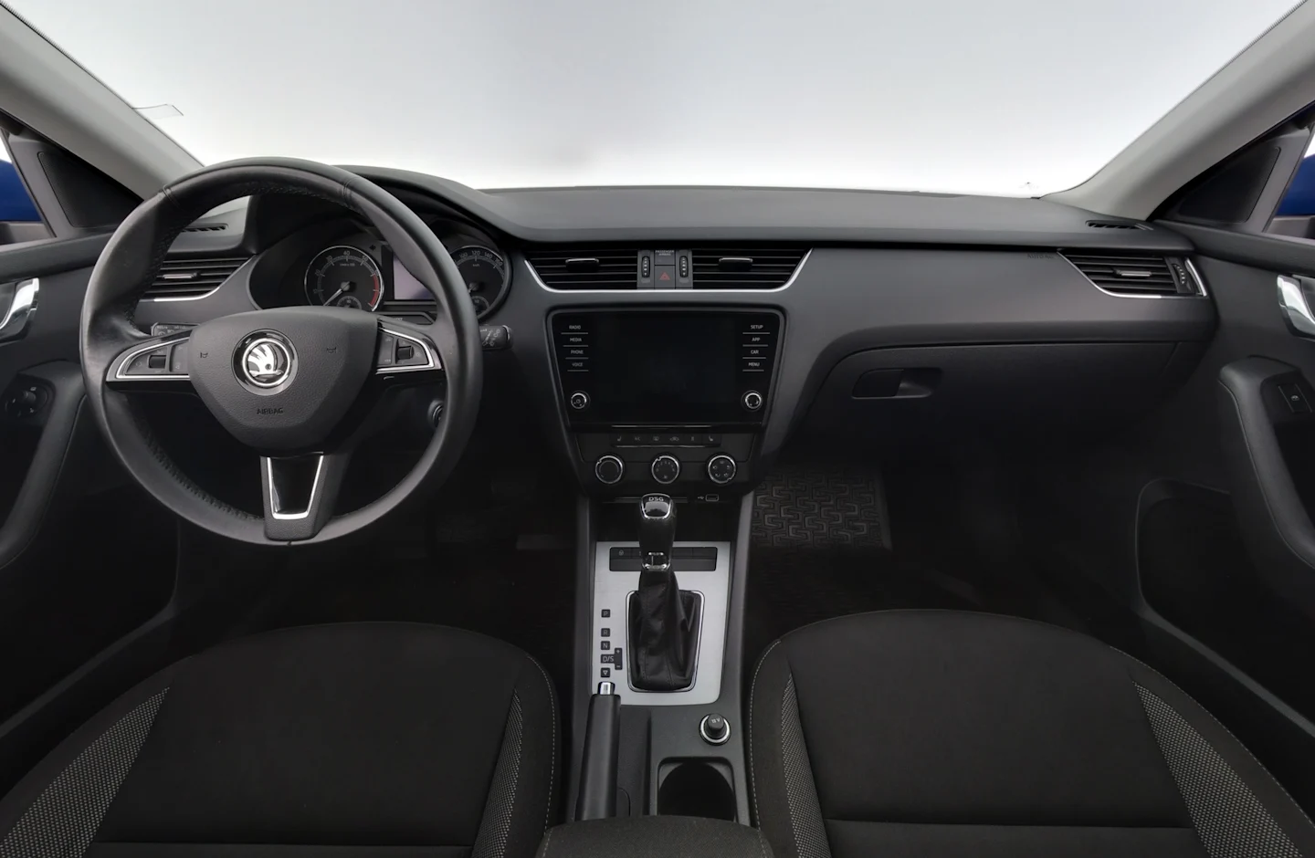 Car Image - 4IYAlPh2Bmz0a6QzDiIAz1