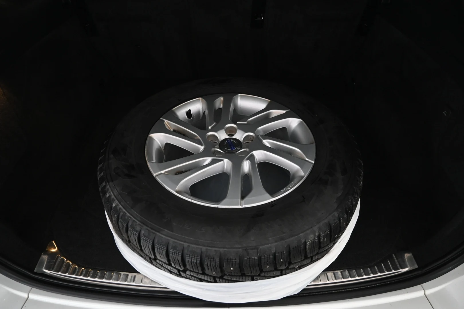 Car Image - 2Ph07TjRVndjBtnPbdEcKL
