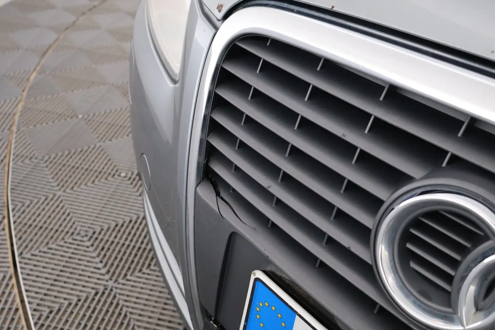 Car Image - 2caW5erBY8oqoDnM0Adt06