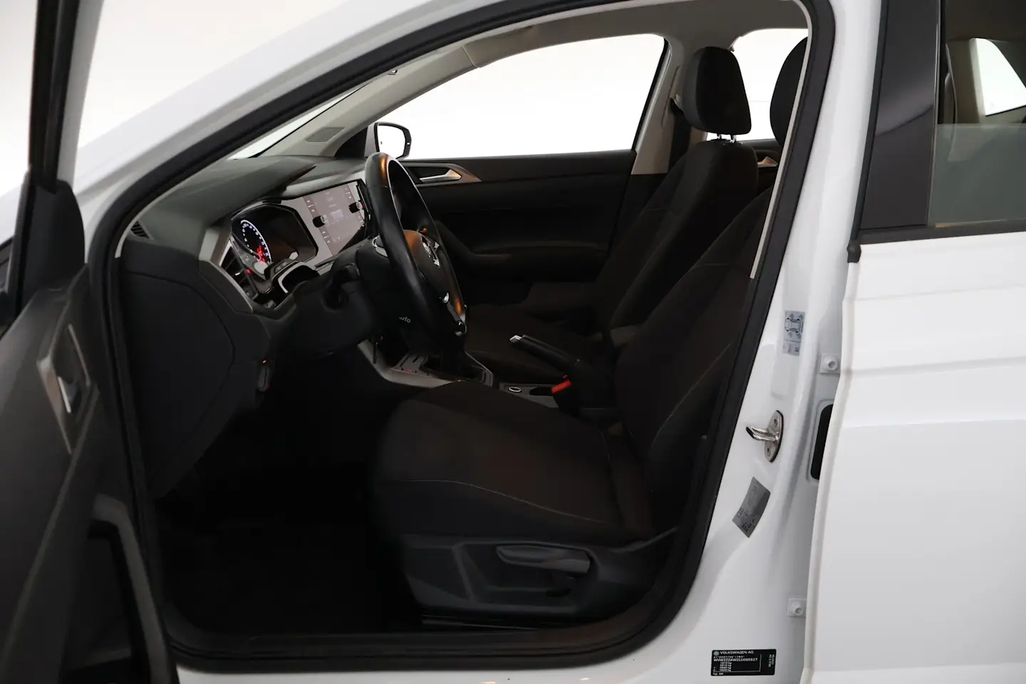 Car Image - 1EUiS1oSLci3zm5mCuSetX