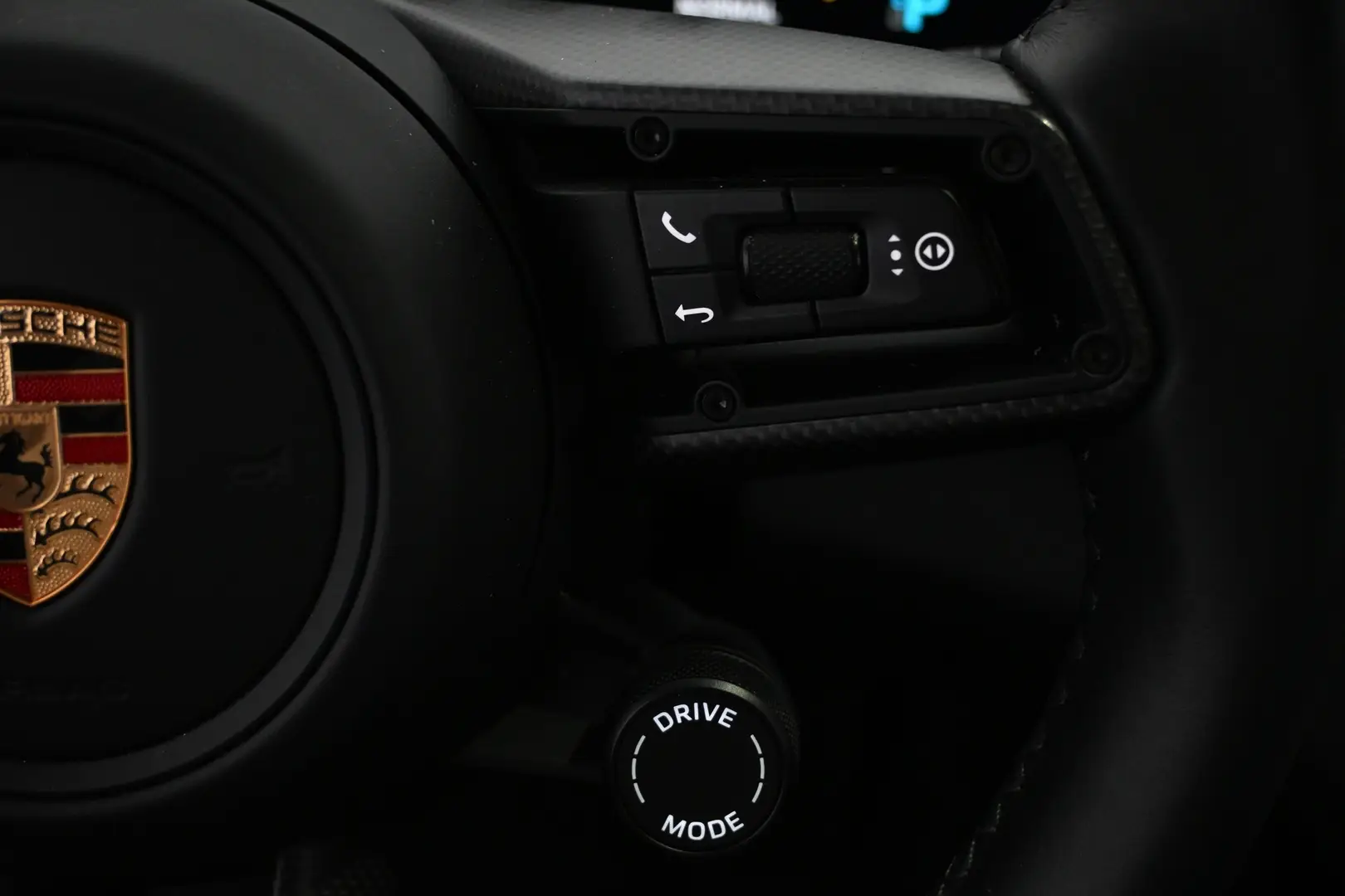Car Image - 2HyFVCVcqScRHj39CS25d1
