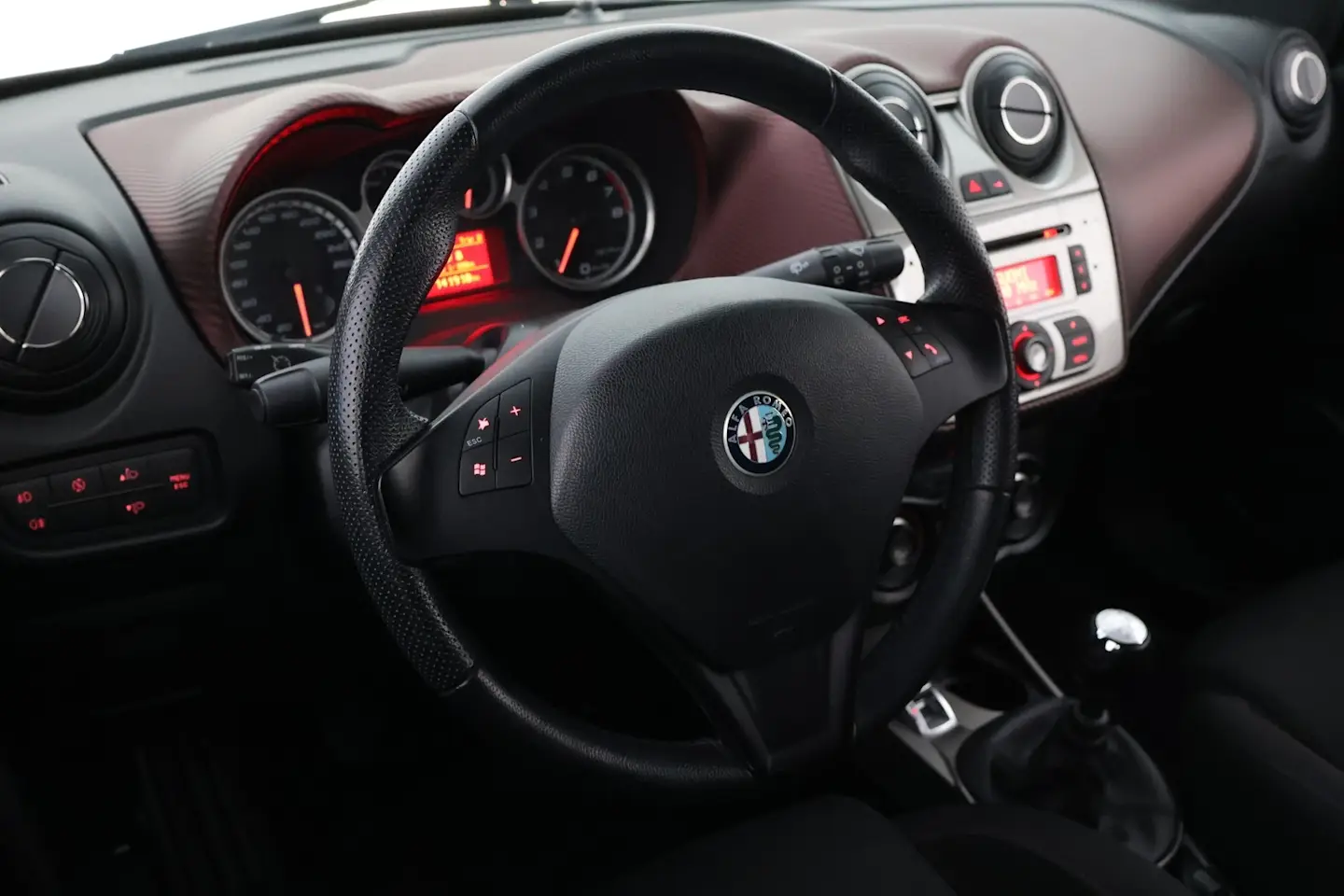 Car Image - 7ydKj9Nz8hufxerHE6A1tR