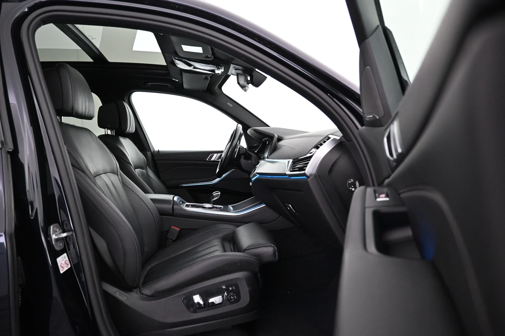 Car Image - 2TzZ6Kj2YakfY5zkCVyrWe