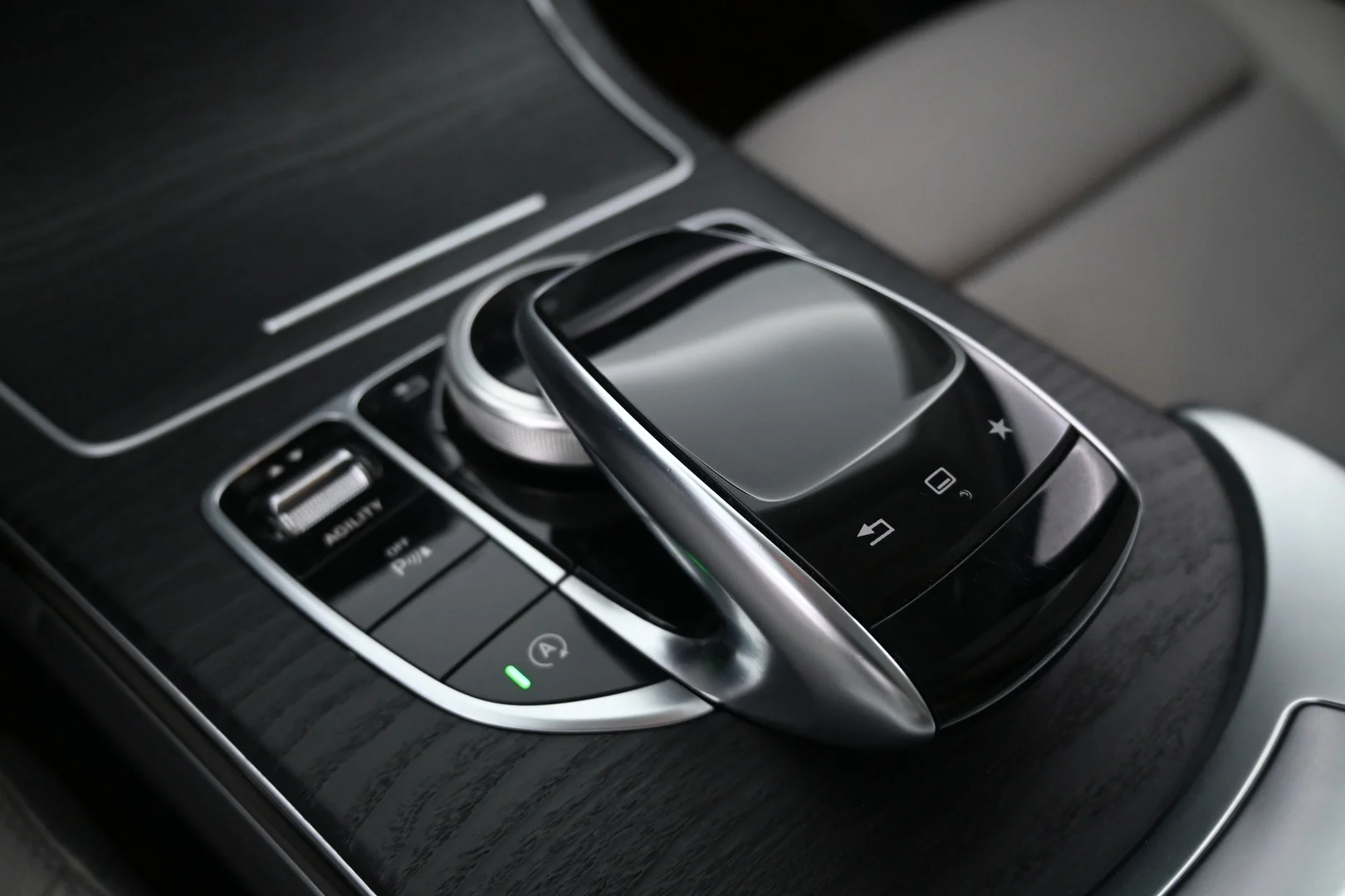 Car Image - 6SpJD0Rnvws8QHctBViLVS