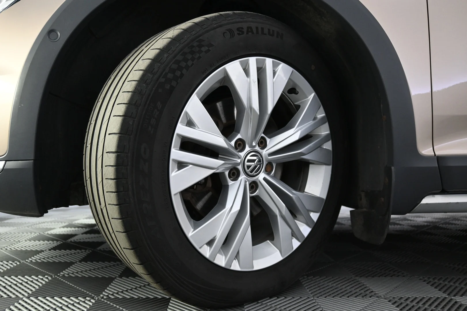 Car Image - 3dCPa0ndZEOKcA55WlgSTC