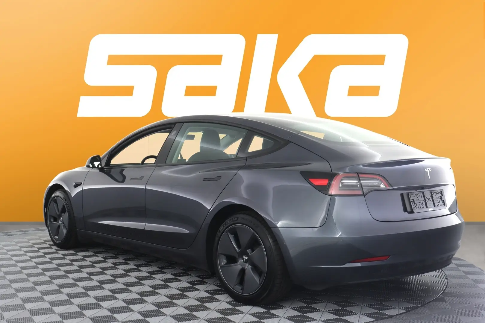 Car Image - 1mXXlfB7vpchRVwcb78xAI