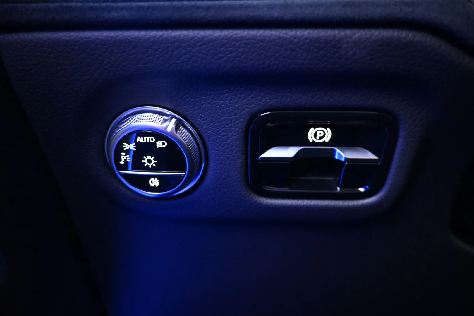 Car Image - 3bbWkwIgd8craSUlstdBlH