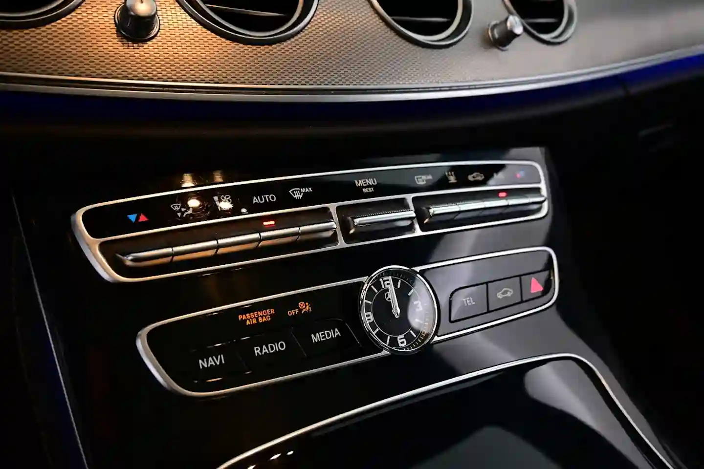 Car Image - 7IKRQO6GmrScPINeXgvHig