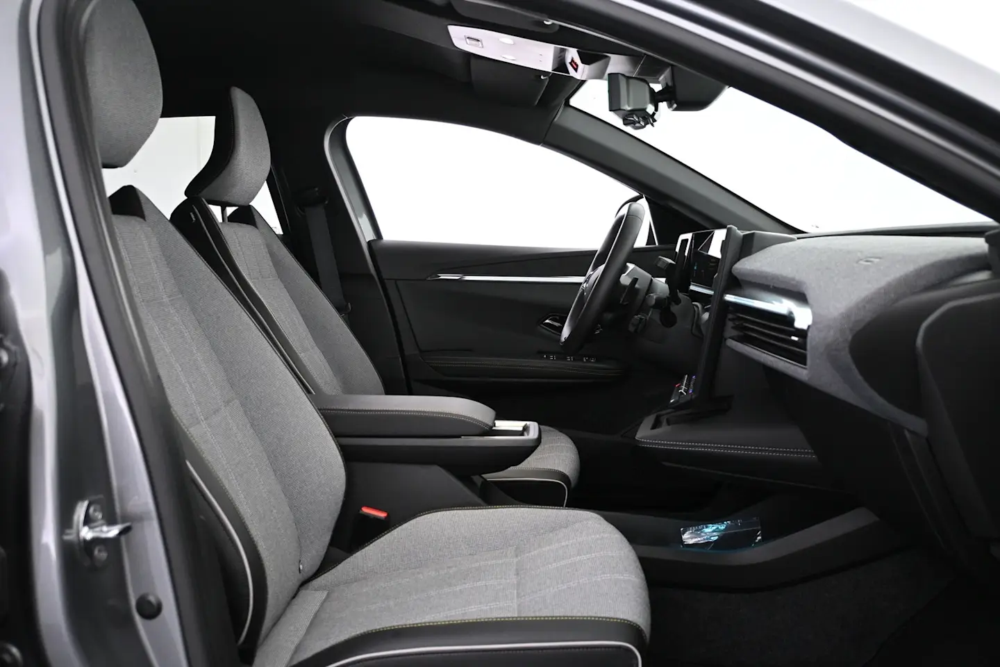 Car Image - 3kh7csrWZjKO43DcfvjOrE