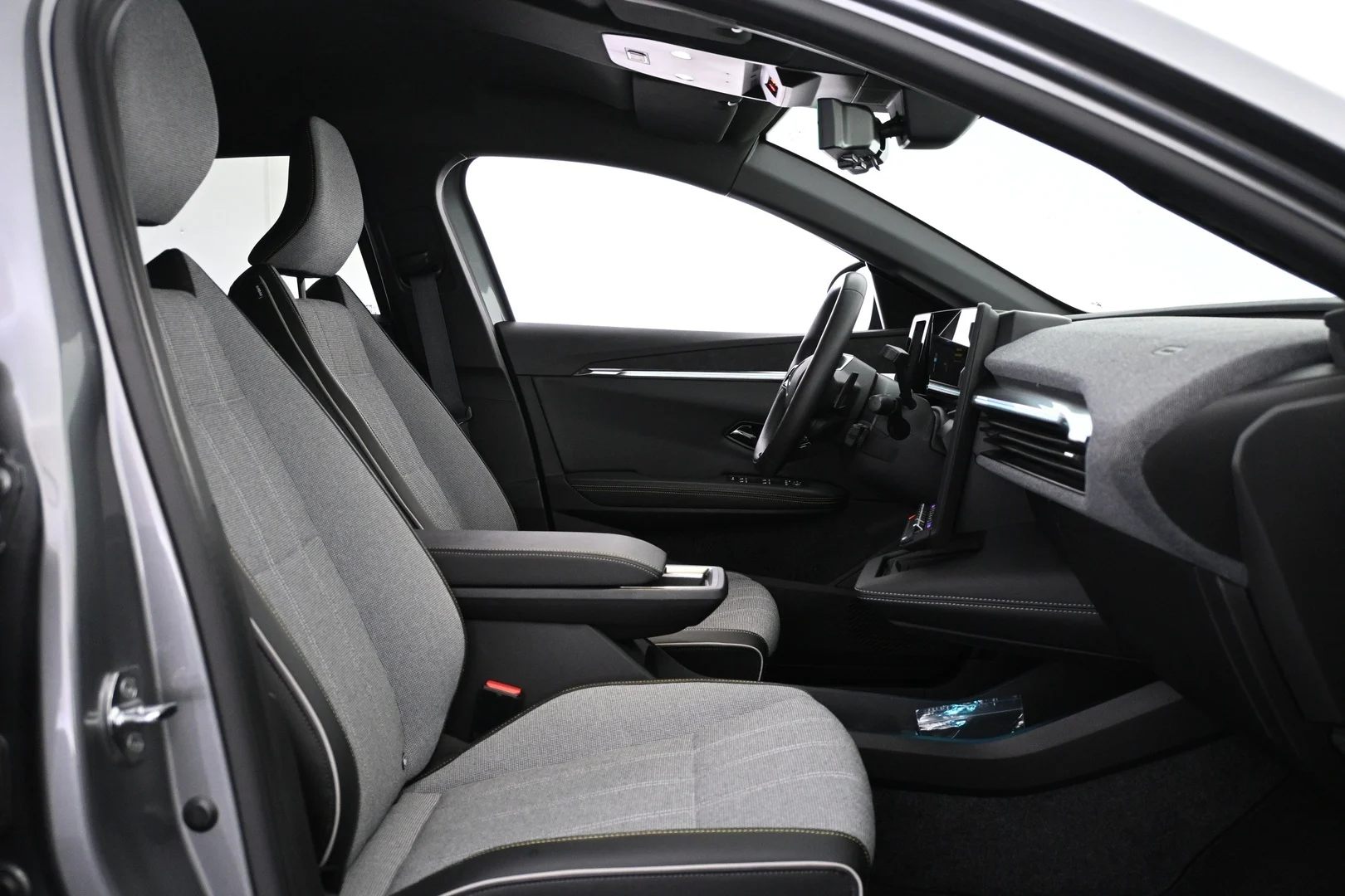 Car Image - 3kh7csrWZjKO43DcfvjOrE