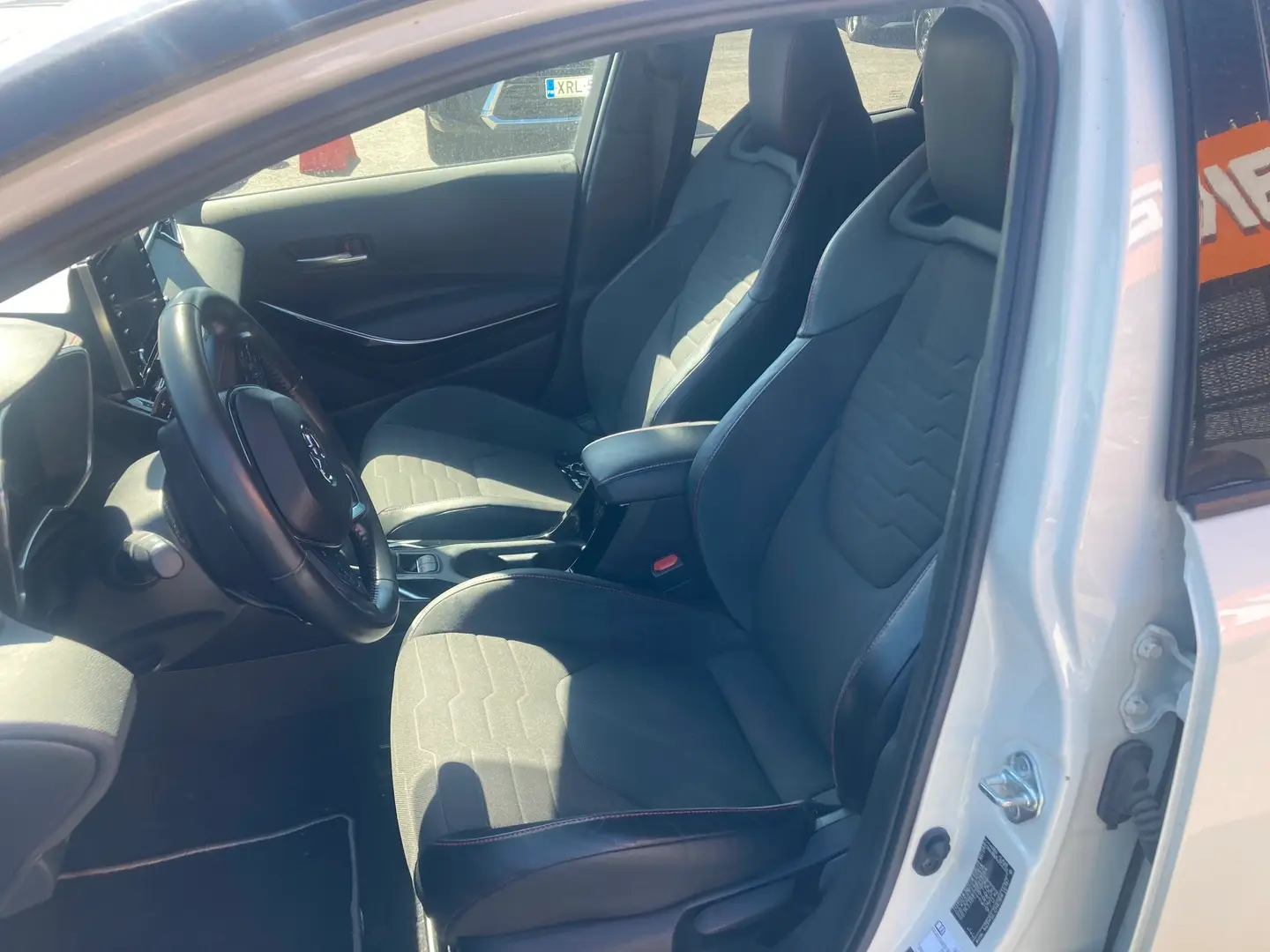 Car Image - 7g78qtuLiztzTzg1SlcUAw