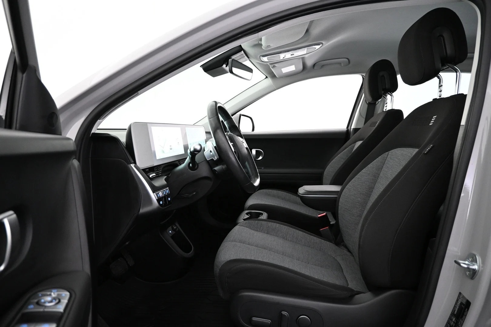 Car Image - 31eEivaXO2BBf3rYcwBxC6