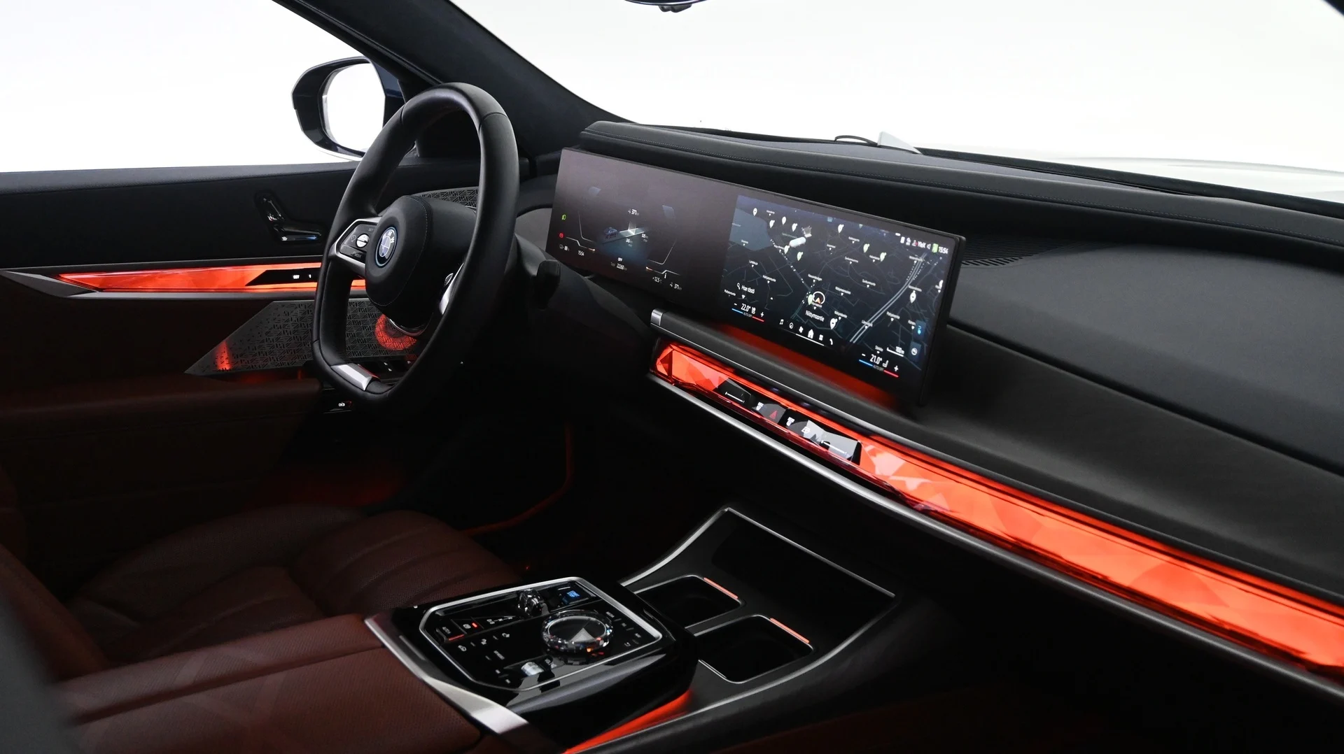 Car Image - 10nFTDhnnCghr4Sq4bAC6p