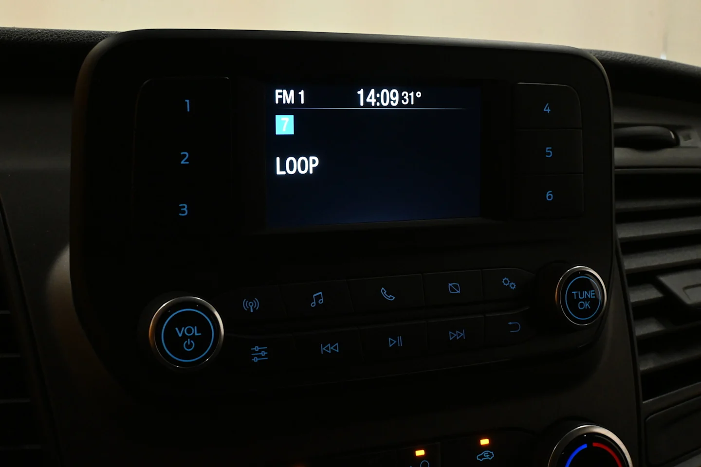 Car Image - 75aId8OPyqwtGSgqX0FqRS