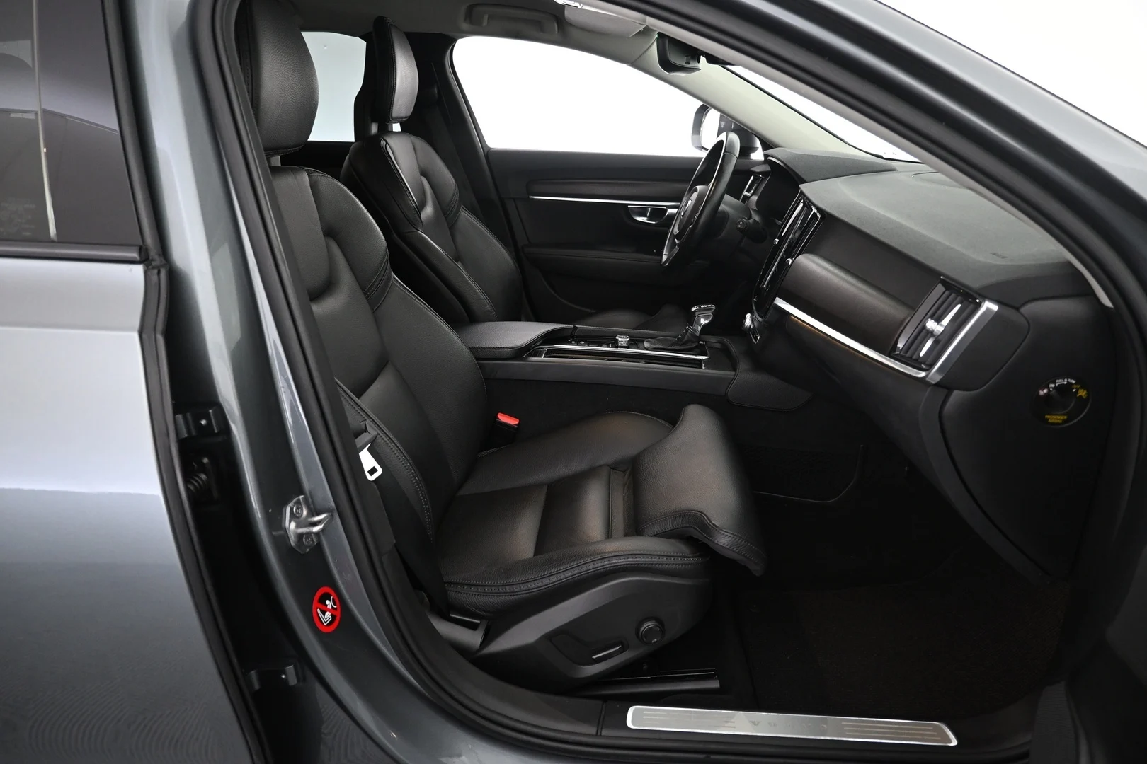 Car Image - 6V4fjDtwXQsVFhWxDC7PMa