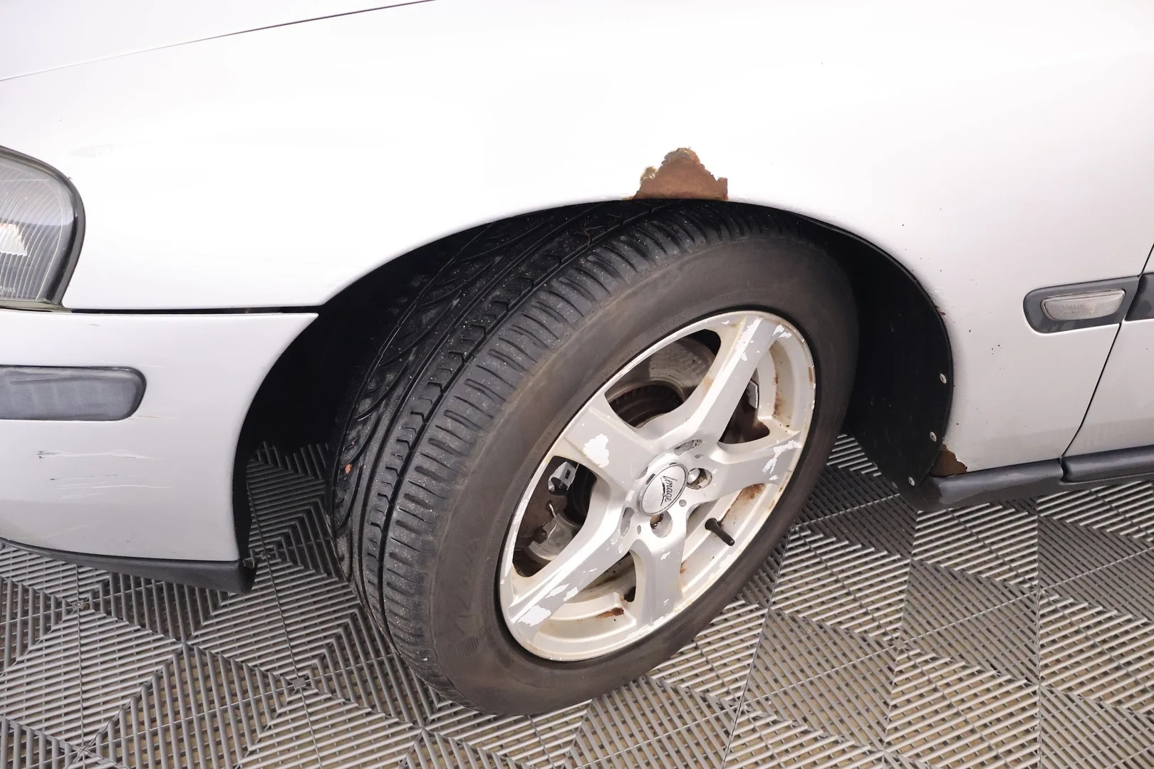 Car Image - 6KhC91tMKlHm6VIt7x8vs1