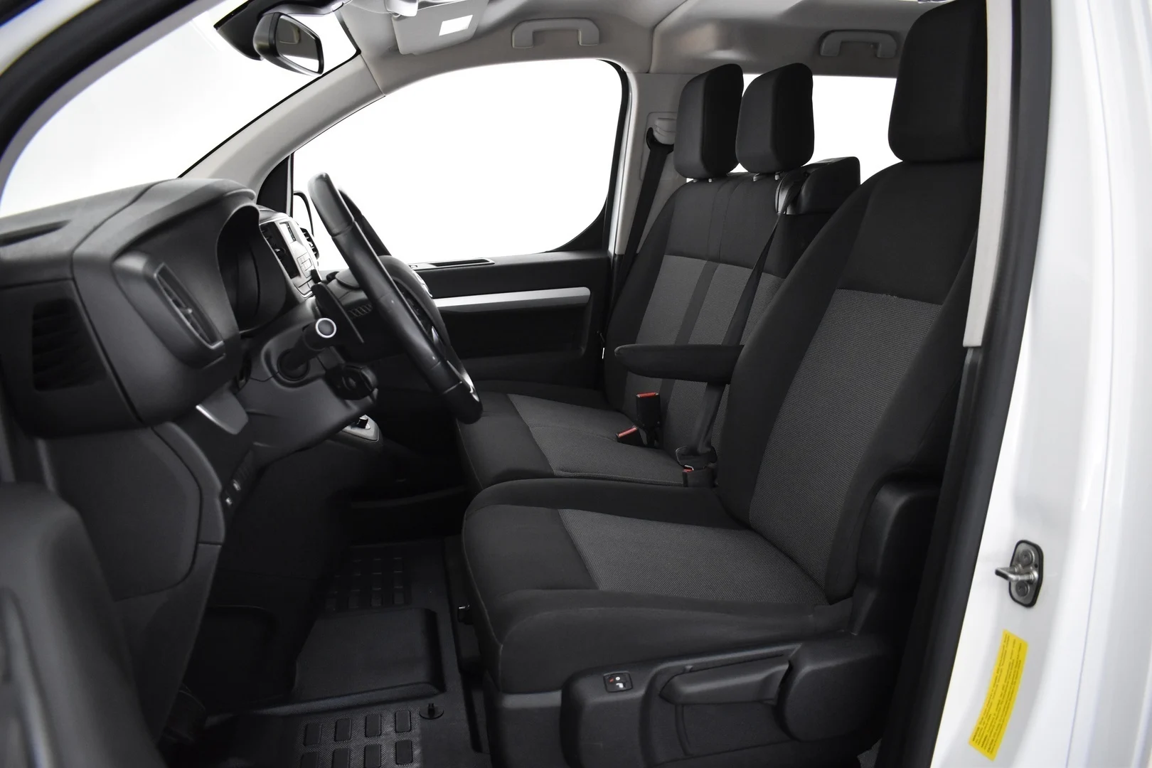 Car Image - 5oGDcLyDGF8YoVEt0VJ5oy