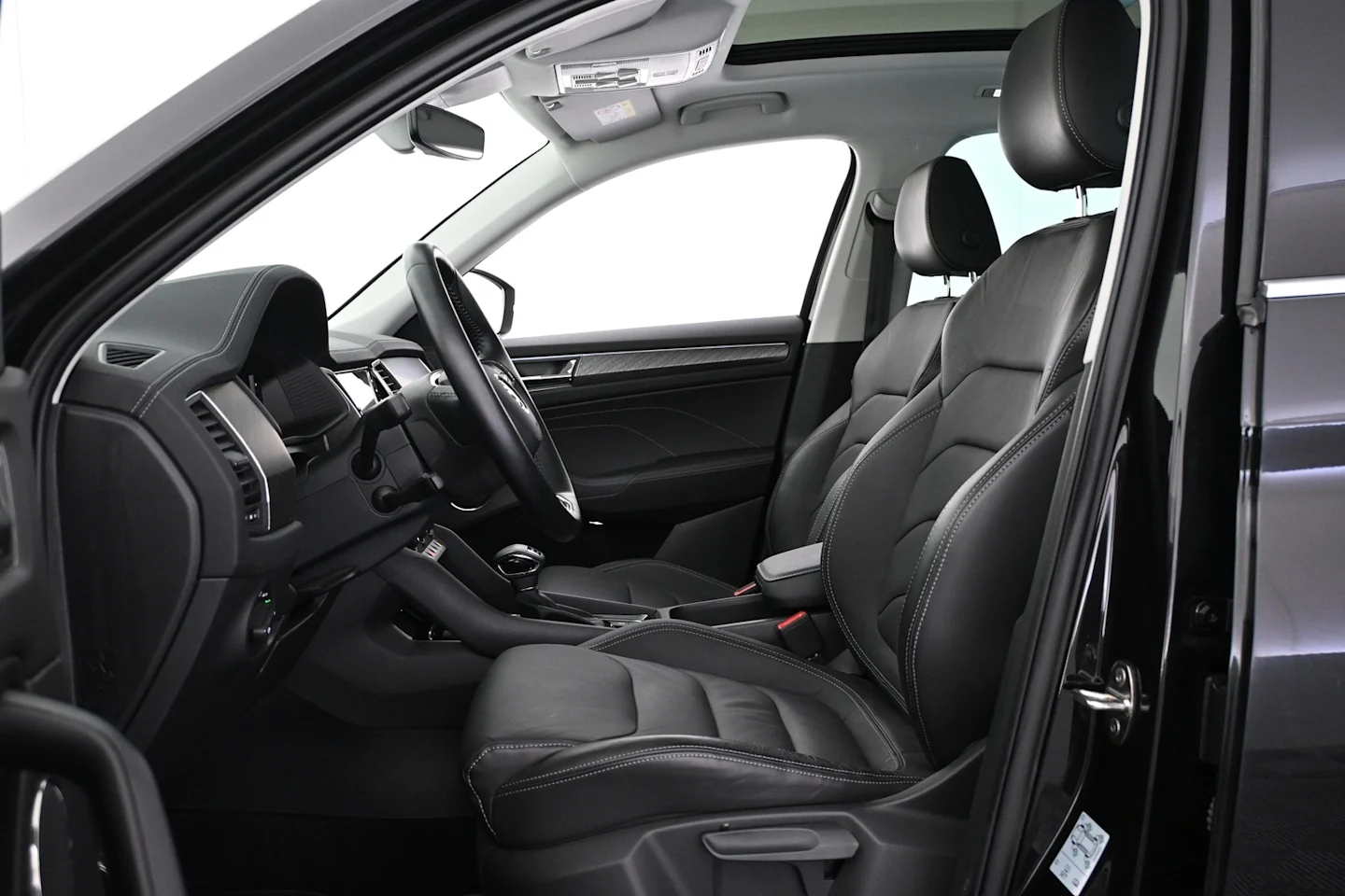 Car Image - 29jUntYrl4SSzJnAc4rmpJ