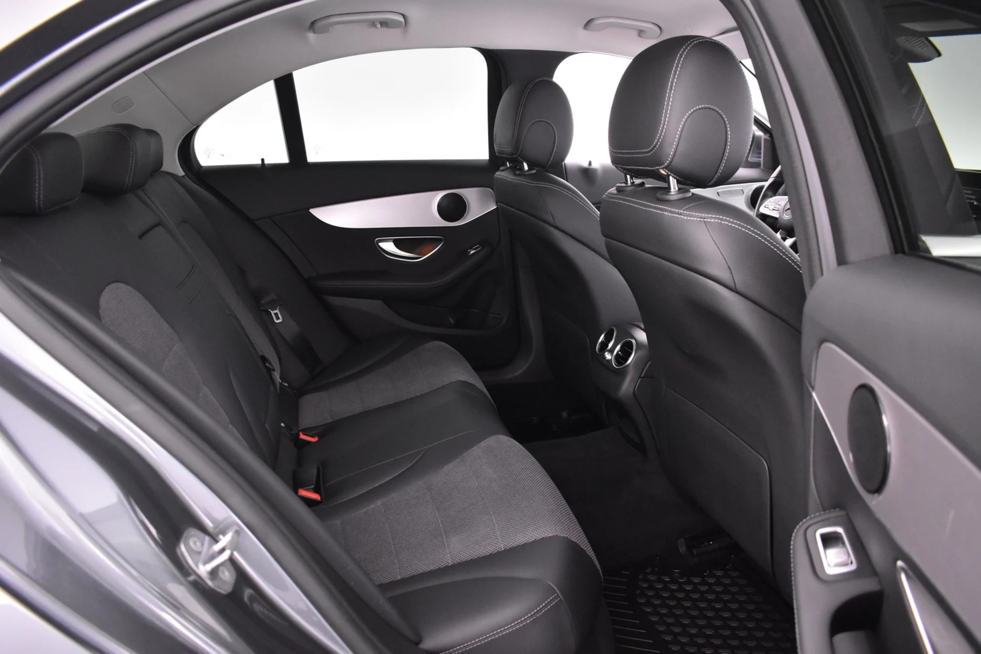 Car Image - 7jiUJKN0ChAty6qFHIT75j