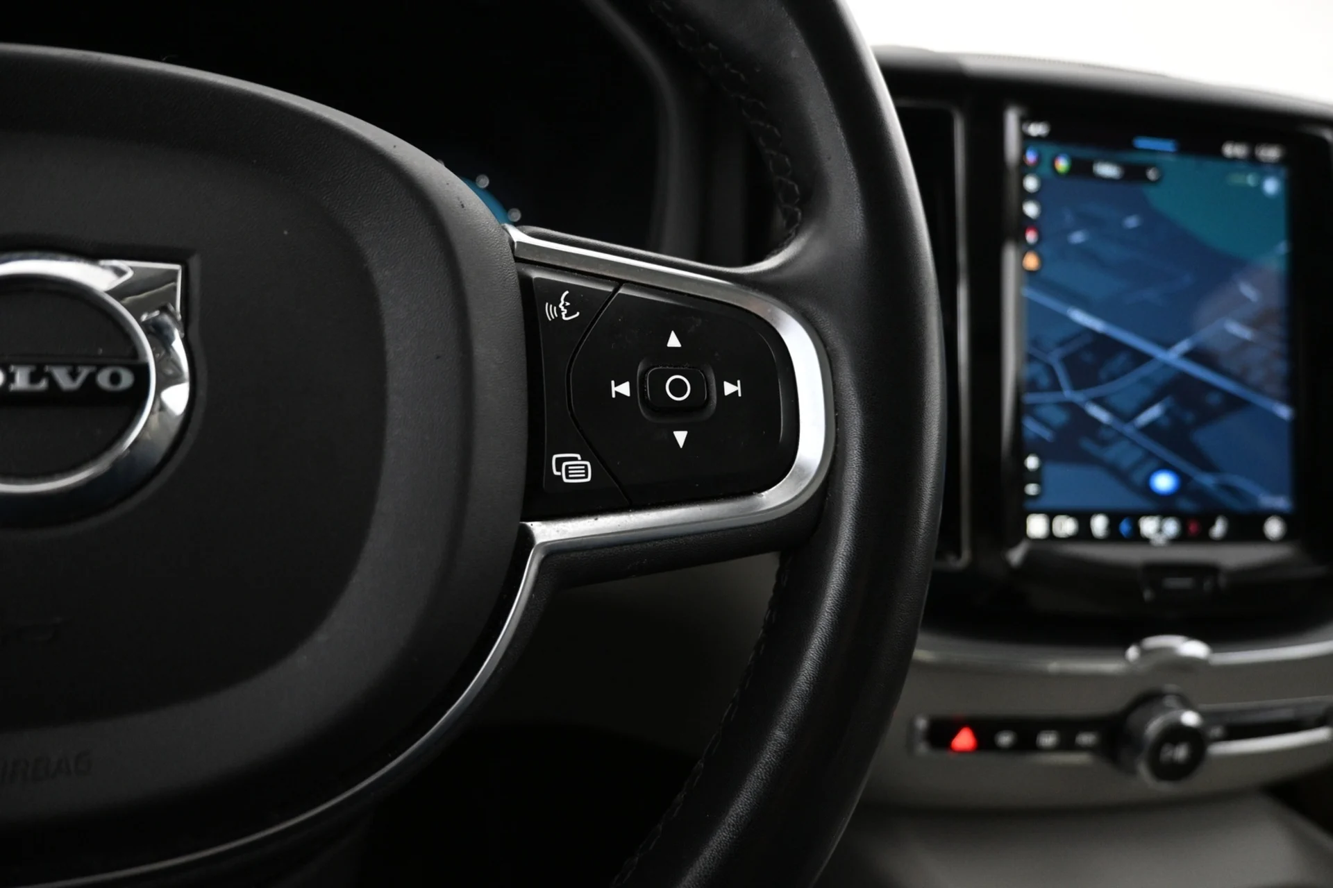 Car Image - 2ohl1WOGHrKMbcs8HOcYNE