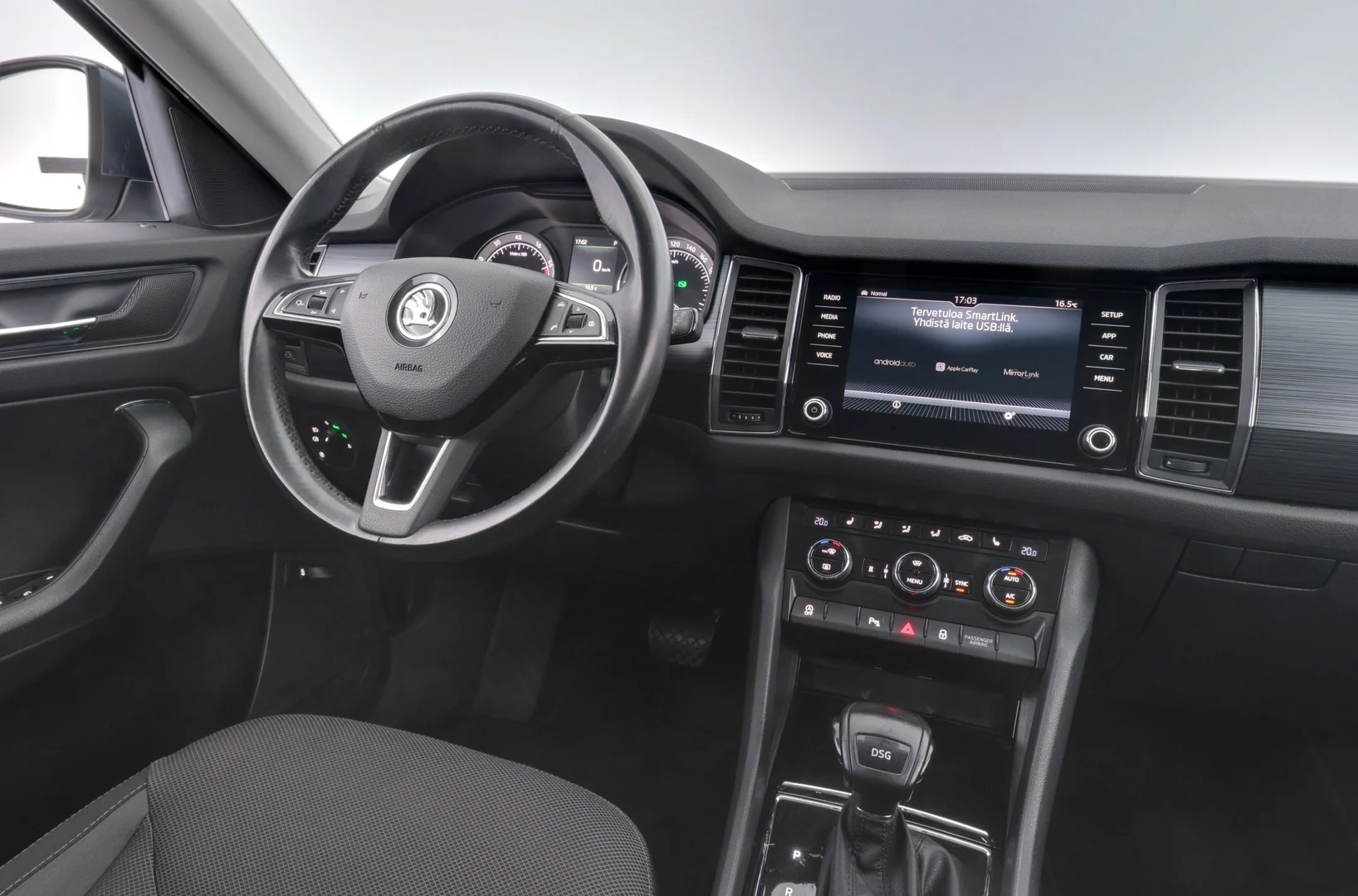 Car Image - 1LNWExdKiV3LTYqpGiTpAT