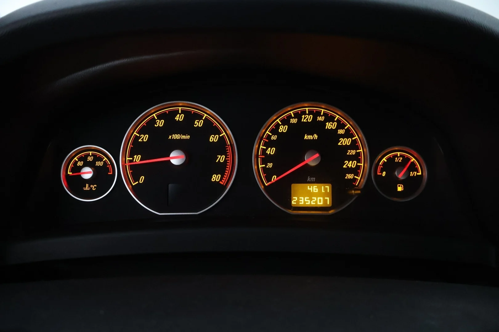 Car Image - 5VvGsFxtwjdjYlbRl4SYaF