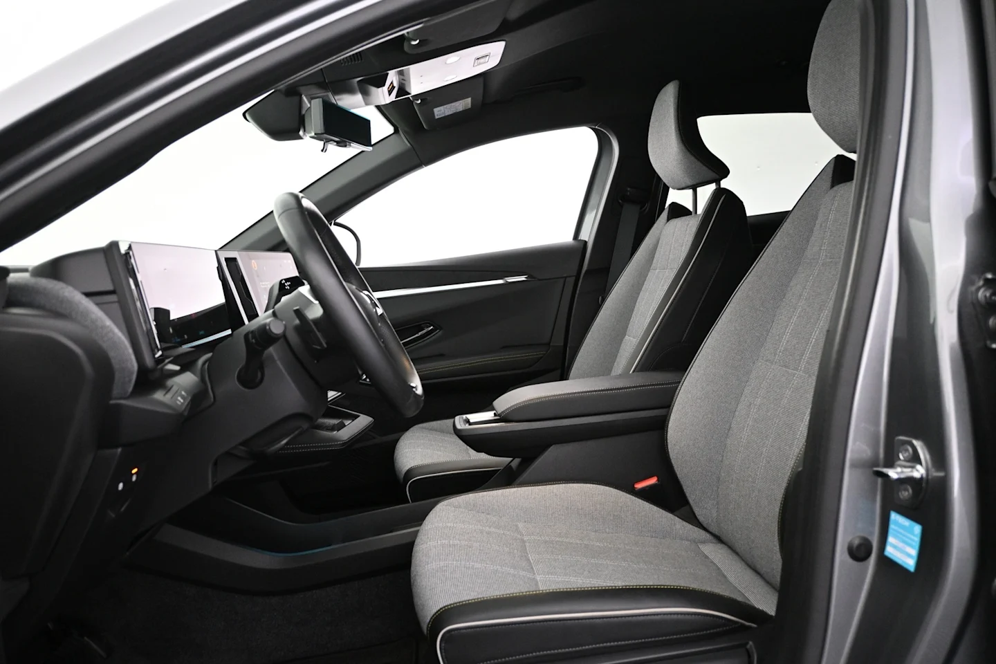 Car Image - 3kh7csrWZjKO43DcfvjOrE