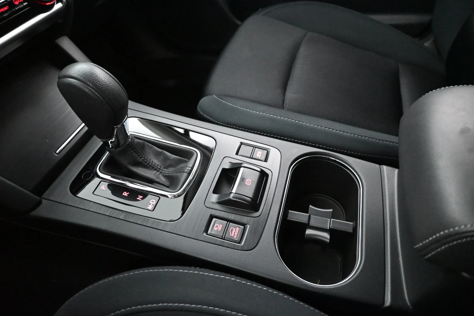 Car Image - 2AWvciaRYKsPTEIvyQRwCL