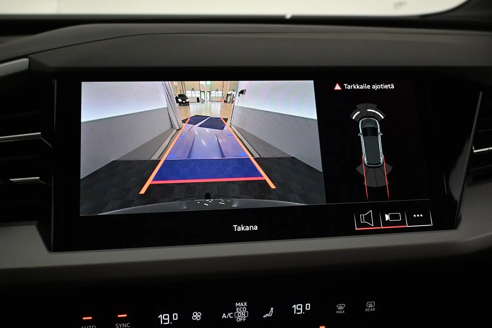 Car Image - 5iIr8Q8vVMpFYKxPg120iD