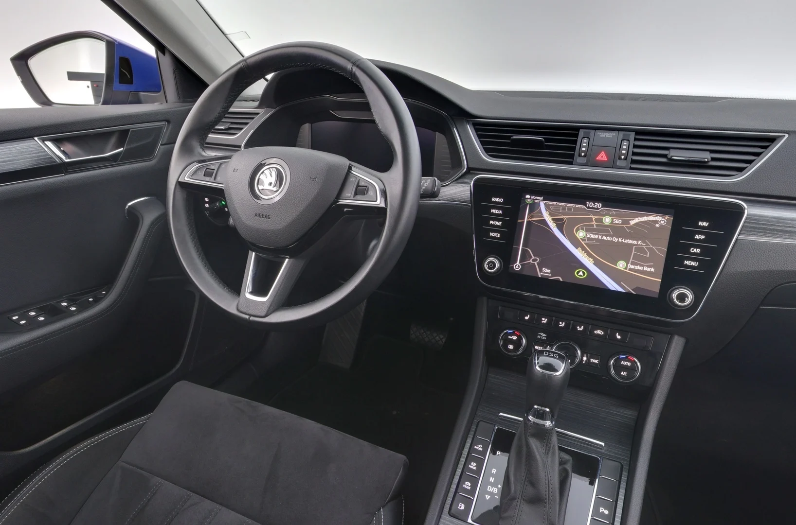 Car Image - 6xxFfqOQ82af66d18jjiUf