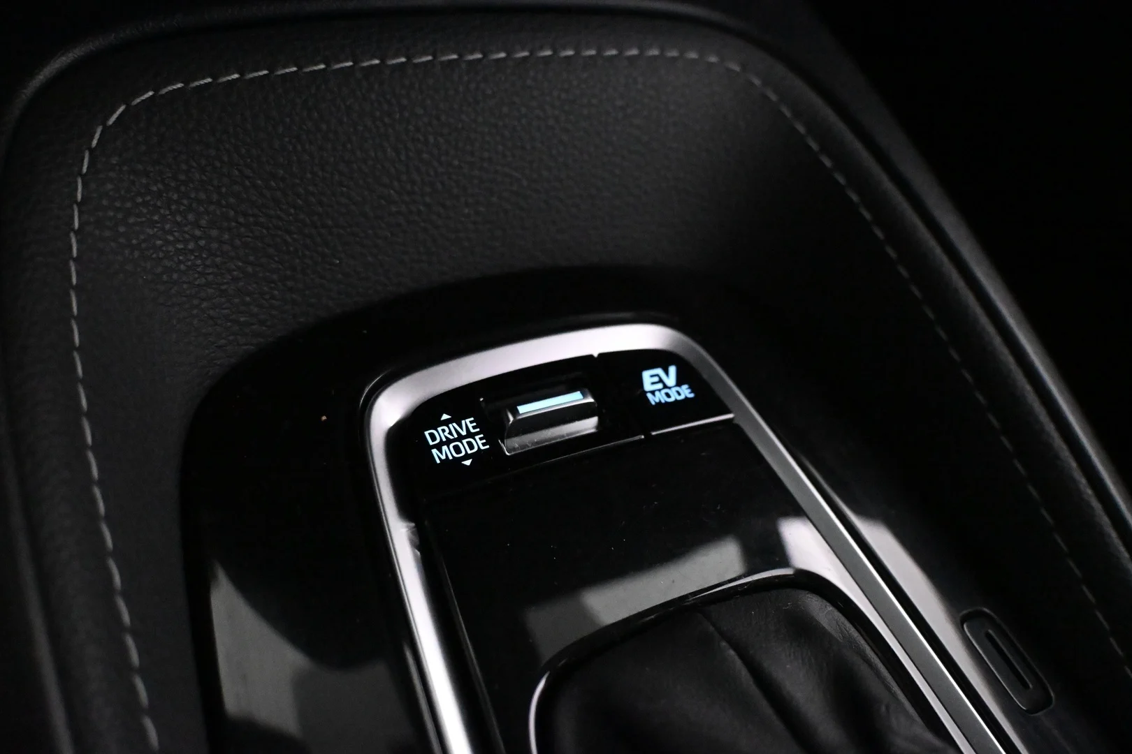 Car Image - 6Wbxcil9JmA24usogQKqtx