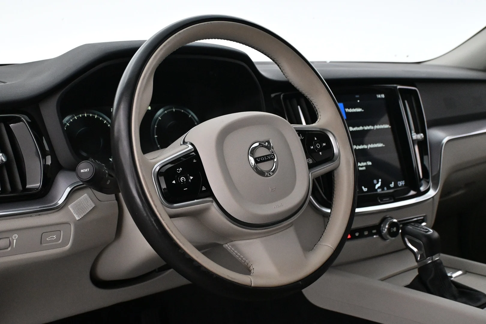 Car Image - 3BL3JSk6sVsJYIrglJrlfY