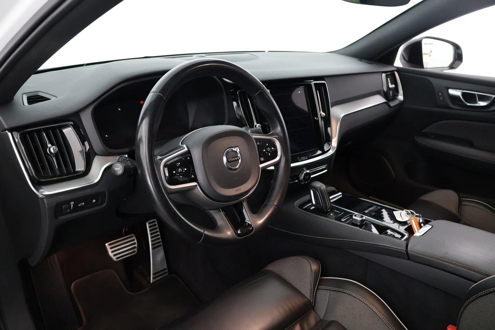 Car Image - 4OCbS3Rv59D52sf8o4OW62