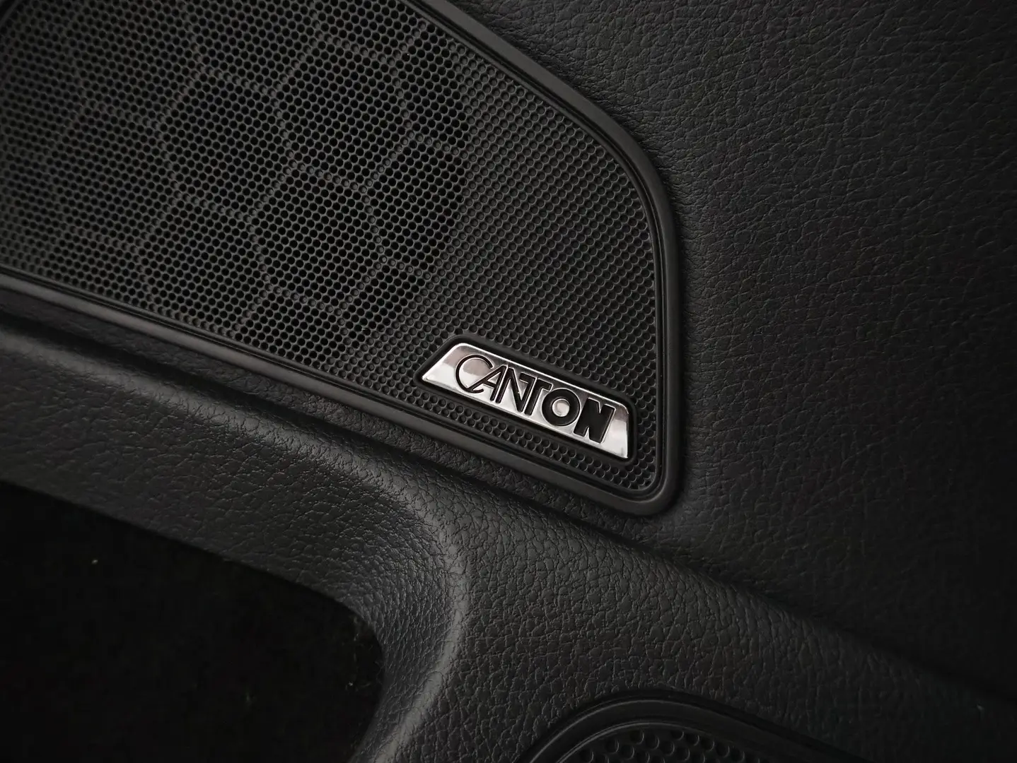 Car Image - 550j7H4KZzt3Dmg2VjLl23