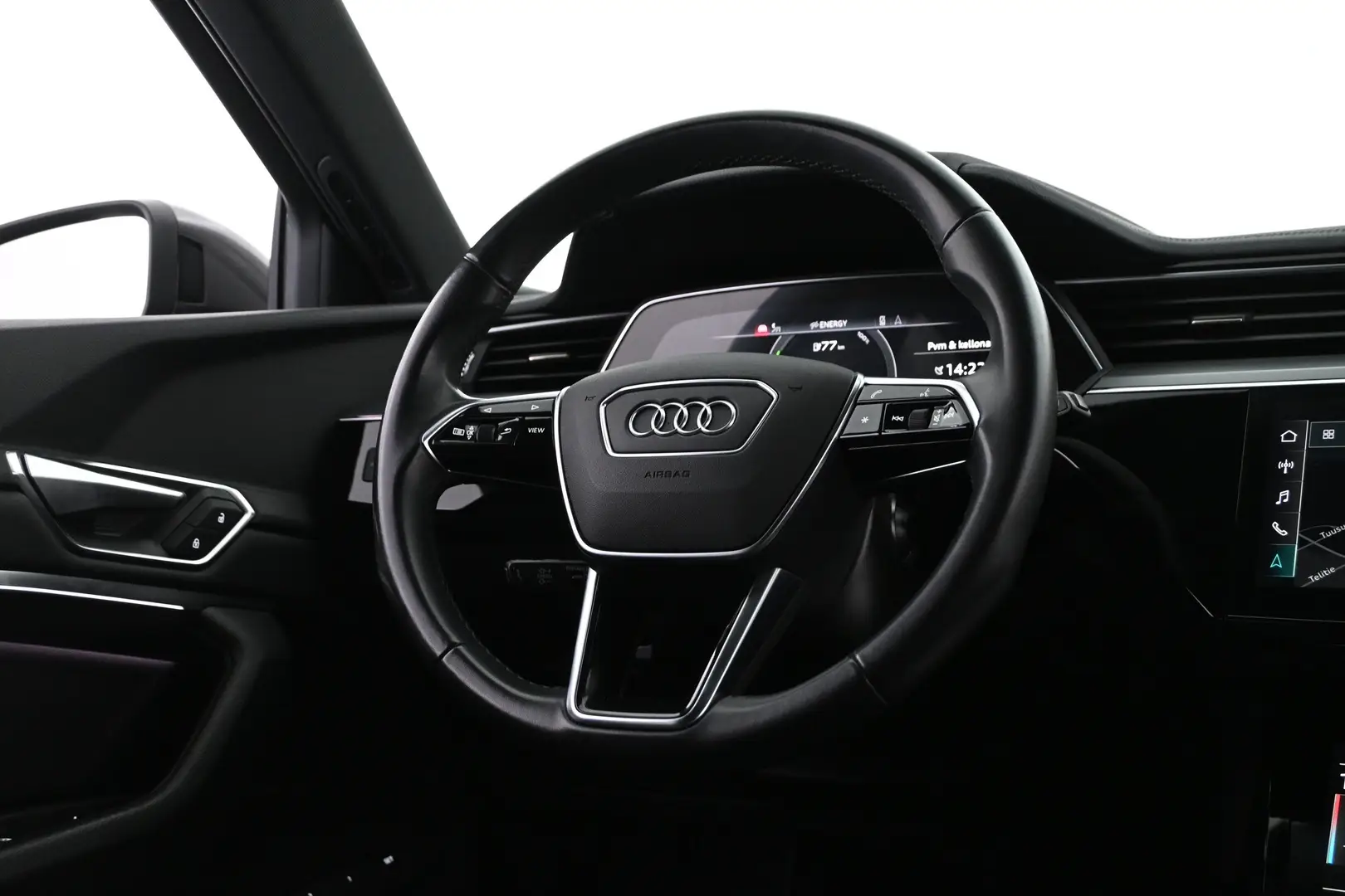 Car Image - 1xILO2glP0eszdecCLY2Yw