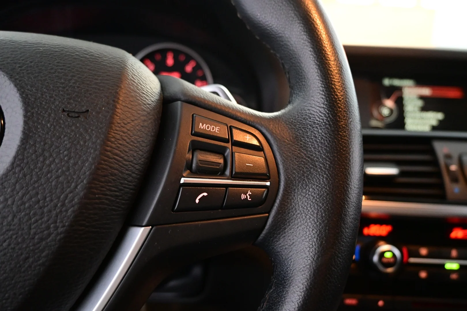 Car Image - tNtecYhoifJ4y0AlMX4ZB