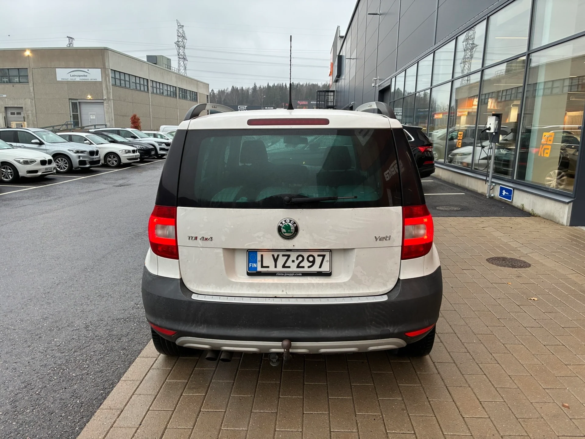 Car Image - XN5r6WsKRmvklRuqzofPj