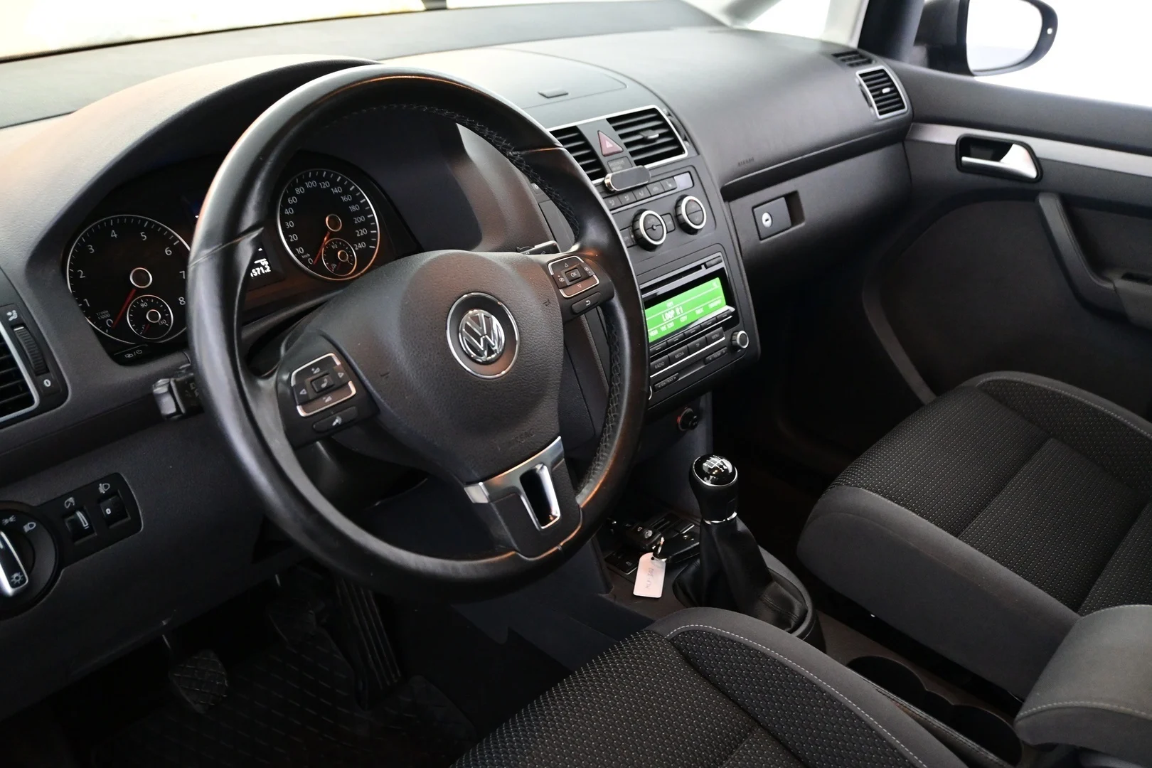 Car Image - 45wuqAHbJyeM0ptefYuSMT