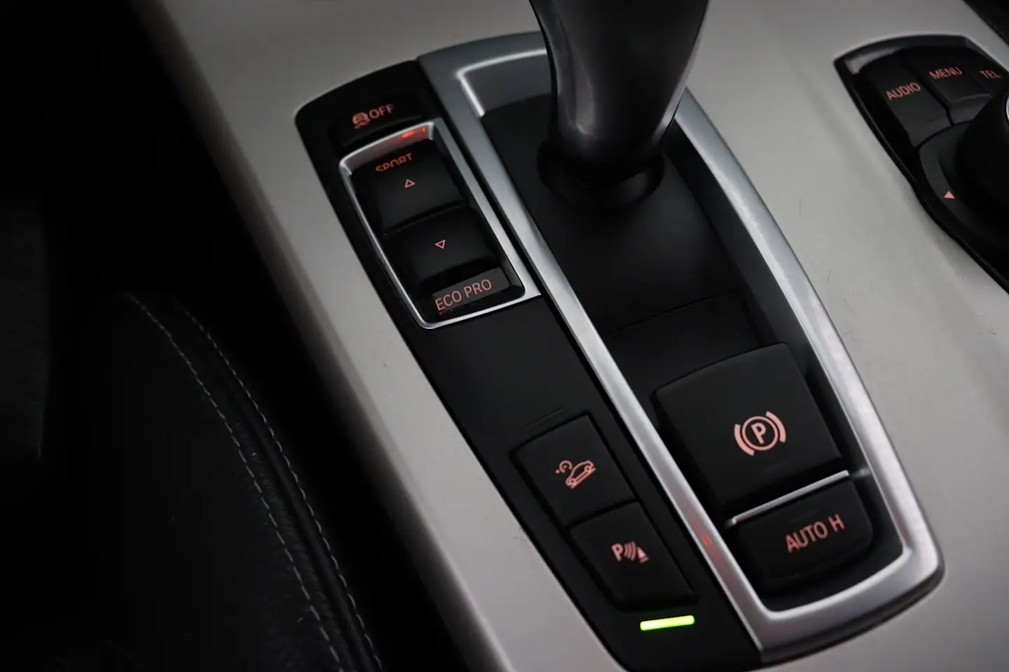 Car Image - X4Szc5fkUzPqg0HwNuQ8F