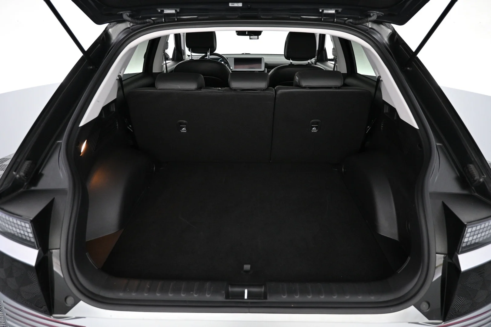Car Image - Hyq84kSa8xQHEXCa6gbes