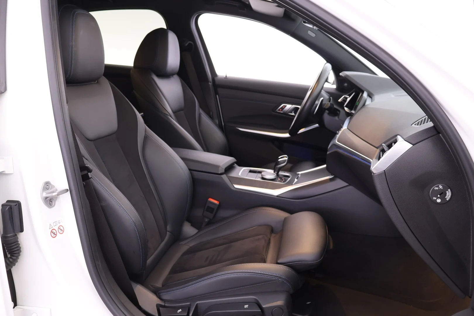 Car Image - 3CaNyqNcaQDao1aGHtd7kQ
